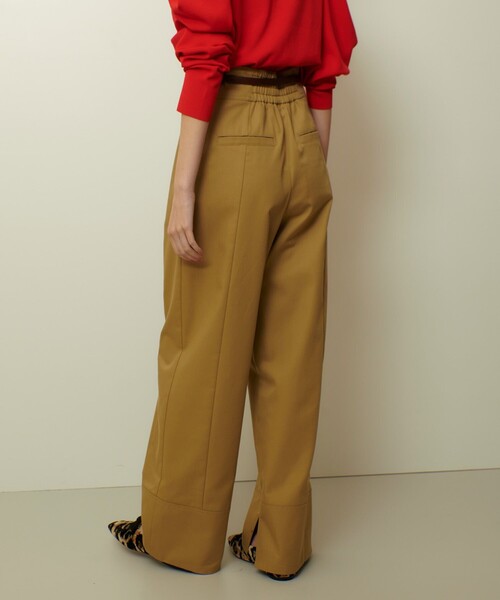 allureville(アルアバイル)の「ミリタリーツイルハイウェストパンツ(その他パンツ・レディース・ベージュ/チャコールグレー・2/1)」の8枚目の写真