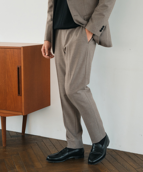 SUPER 120’s ウールサキソニー セットアップ ベージュ edifice SUPER 120's ウールサキソニー テーパードパンツ【セットアップ着用