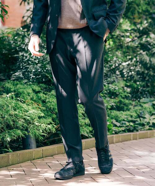 EDIFICE(エディフィス)の「SUPER 120’s ウールサキソニー テーパードパンツ【セットアップ着用可能】(スラックス・メンズ・ダークブルー/ネイビー/グリーン系その他/ベージュ系その他/ブラウン/ブラック/チャコールグレー・XX-LARGE/X-LARGE/LARGE/MEDIUM/SMALL/X-SMALL)」の10枚目の写真