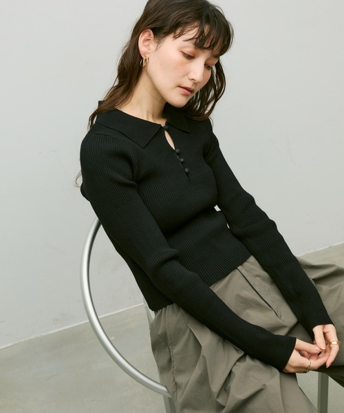 Lutim by u(ルチバイユー)の「Long sleeve polo collar rib tops / ロングスリーブポロ襟リブトップス(ニット/セーター・レディース・チャコールグレー/ブラック/ブラウン・FREE)」の16枚目の写真