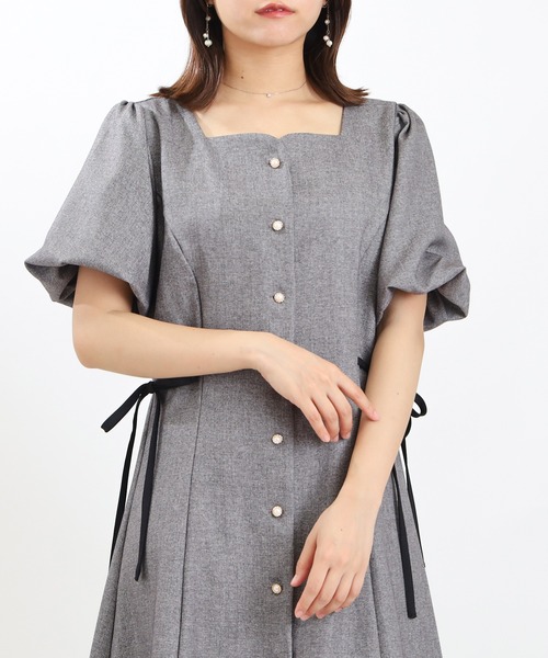 ASTORIA ODIER（アストリアオディール）の「サイドリボンバルーンスリーブワンピース（ワンピース・レディース・ブラック/ブラウン・MEDIUM/LARGE）」の6枚目の写真