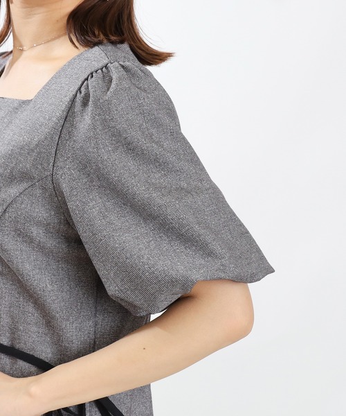 ASTORIA ODIER（アストリアオディール）の「サイドリボンバルーンスリーブワンピース（ワンピース・レディース・ブラック/ブラウン・MEDIUM/LARGE）」の21枚目の写真