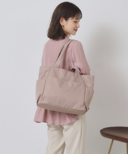 ITS'DEMO(イッツデモ)の「【9ポケット】軽量撥水A4トート(トートバッグ・レディース・ブルー/ベビーピンク/ダークグレー/ブラック・00)」の6枚目の写真