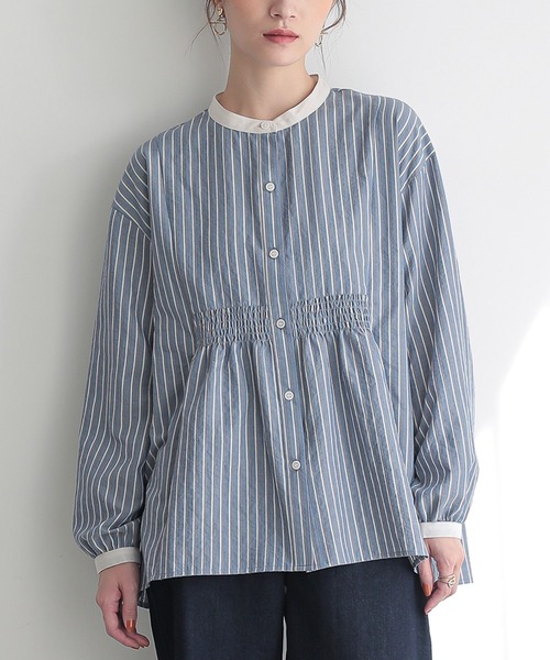 n'OrLABEL(ノアールレーベル)の「『ストライプクレリックブラウス』(シャツ/ブラウス・レディース・ベージュ/ブルー・2/1)」の2枚目の写真