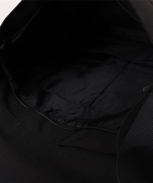 PARKS TOKYO SELECT（パークストウキョウセレクト）の「【KANGOL】刺繍ロゴ ダブルバックル ショルダーバッグ（ショルダーバッグ・メンズ・ブラック・FREE）」の4枚目の写真