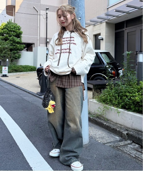 DOUBLE NAME(ダブルネーム)の「TUNING TONE ピグメントロンTEE(Tシャツ/カットソー・レディース・ブラック系その他/オフホワイト/ピンク・FREE)」の17枚目の写真