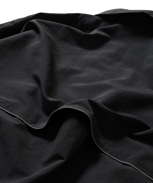 LFYT（エルエフワイティー）の「LFYT ラファイエット【Lafayette】- ナイロン トラック ジャケット【SUPPLEX NYLON TRACK JACKET LA251001】（ナイロンジャケット・メンズ・オリーブ系/ブラック・XL/L/XXL/M）」の13枚目の写真