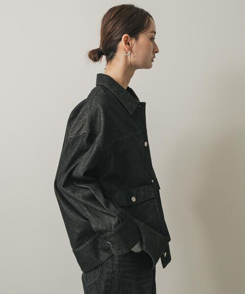 SENSE OF PLACE by URBAN RESEARCH(センスオブプレイスバイアーバンリサーチ)の「ルーズデニムジャケット(デニムジャケット・レディース・ワンウォッシュ/ブラック・ONE)」の4枚目の写真