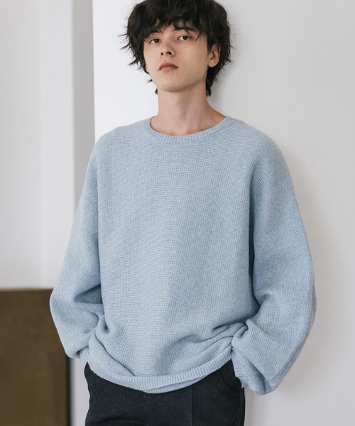 Rocky Monroe(ロッキーモンロー)の「オーバーサイズミラノリブドルマンニットセーター(ニット/セーター・メンズ・ブルー/オフホワイト/サックスブルー/ワイン/ライトグレー/ブラック/ブラック系/ネイビー/ピンク/ブラック系1・M/L/XL)」の12枚目の写真