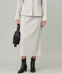 ウォームサテン Iラインスカート