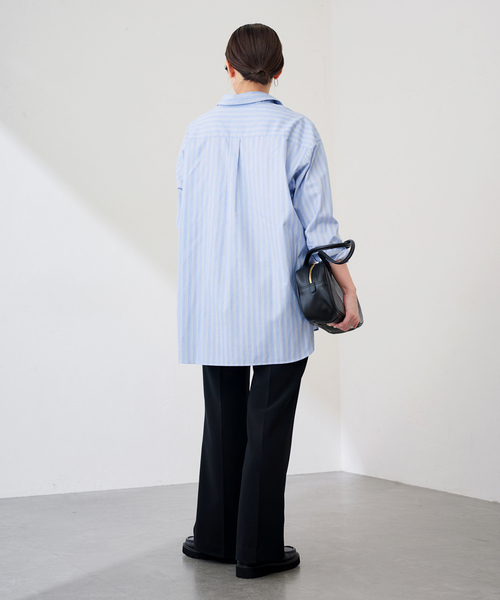 FRAMeWORK(フレームワーク)の「コットンロングシャツ(シャツ/ブラウス・レディース・ホワイト/サックスブルー/ブルー・FREE)」の21枚目の写真