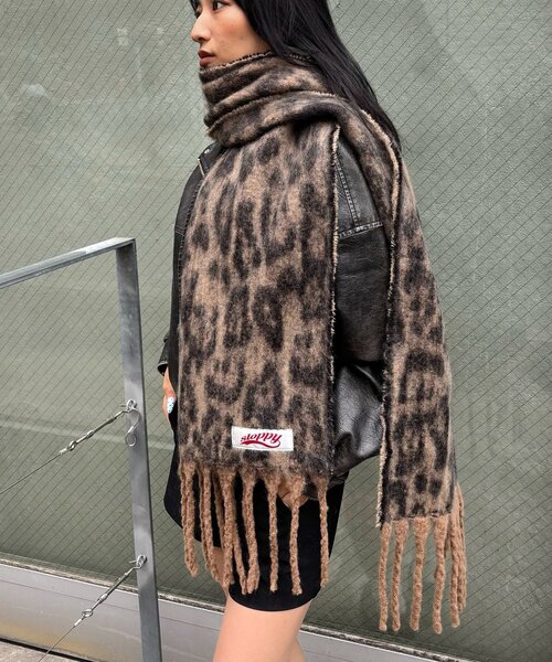 SLOPPYヒョウ柄マフラー（マフラー）｜WHO'S WHO gallery（フーズフー