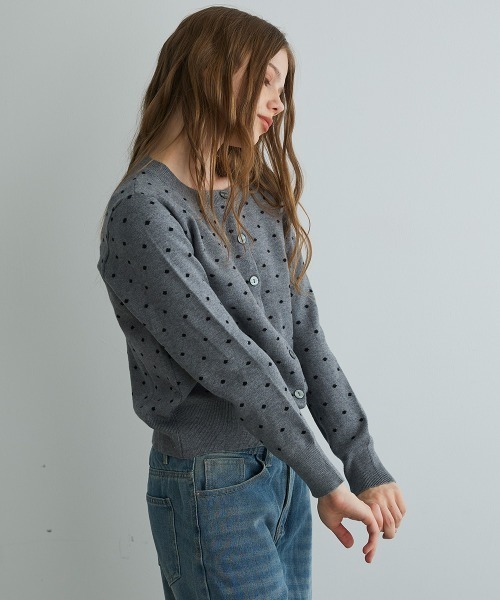 Mirette(ミレット)の「ドットジャカードカーディガン / Dot Jacquard Cardigan(カーディガン/ボレロ・レディース・グレー/ブラック・FREE)」の20枚目の写真