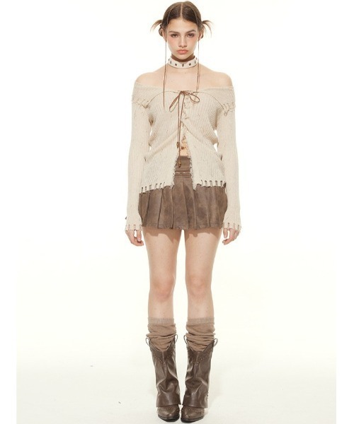 .KOM(ドットコム)の「A'GEM/9 × .kom 『.KOM/ドットケーオーエム』 Lace Up Damaged Rib Knit Top/Y2Kレースアップダメージリブニットトップス(ニット/セーター・レディース・ベージュ/ブラウン・FREE)」の5枚目の写真
