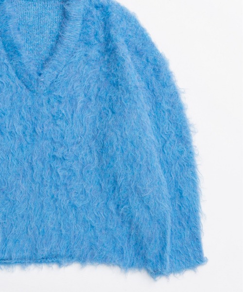 MAISON SPECIAL（メゾンスペシャル）の「Long Shaggy V-neck Knit / ロングシャギーVネックニット（ニット/セーター・レディース・ブラック/グレー/ブルー/オレンジ・FREE）」の18枚目の写真