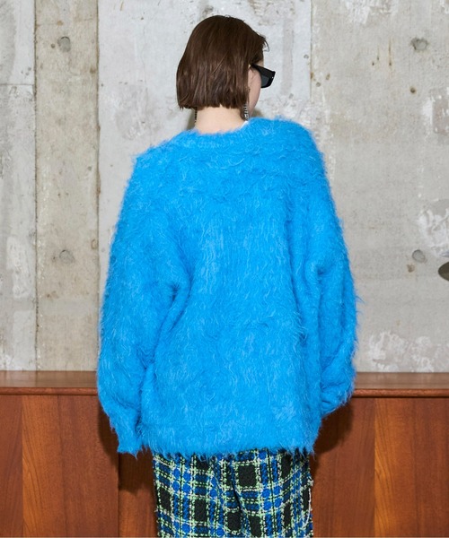 MAISON SPECIAL（メゾンスペシャル）の「Long Shaggy V-neck Knit / ロングシャギーVネックニット（ニット/セーター・レディース・ブラック/グレー/ブルー/オレンジ・FREE）」の11枚目の写真