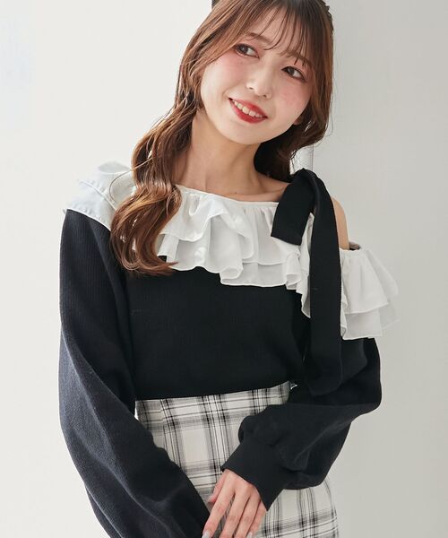 MAJESTIC LEGON(マジェスティックレゴン)の「フリルワンショル肩リボンニット(ニット/セーター・レディース・ピンク/グレー/アイボリー/ブラック・MEDIUM)」の7枚目の写真