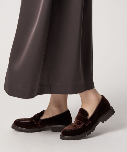 ODETTE E ODILE（オデットエオディール）の「ベルベットタンクローファー フラット30↑（ローファー・レディース・ブラック/ダークブラウン・25cm/24.5cm/24cm/23.5cm/23cm/22.5cm/22cm）」の8枚目の写真