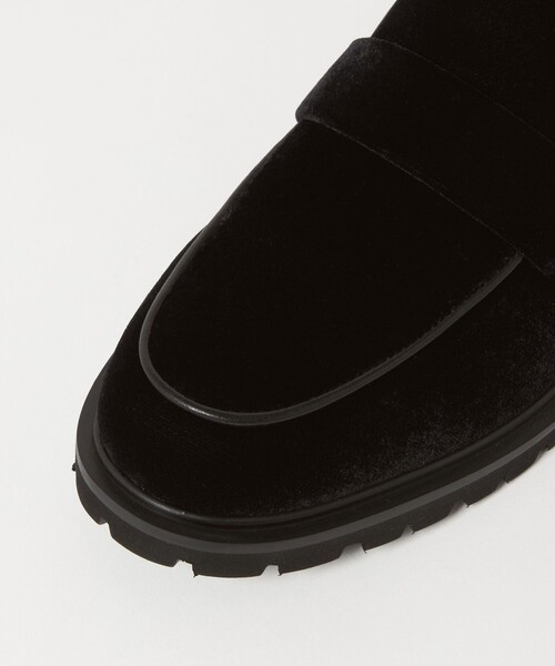 ODETTE E ODILE（オデットエオディール）の「ベルベットタンクローファー フラット30↑（ローファー・レディース・ブラック/ダークブラウン・25cm/24.5cm/24cm/23.5cm/23cm/22.5cm/22cm）」の4枚目の写真