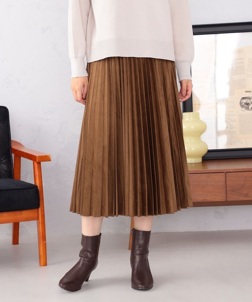 GALLORIA(ギャローリア)の「アコーディオンプリーツスカート(スカート・レディース・モカ/ベージュ・L/M/S/LL)」の4枚目の写真