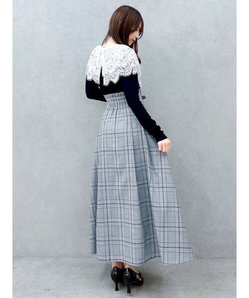 dazzlin（ダズリン）の「レースケープバックルワンピース（ワンピース・レディース・ブラウン/ブラック/チャコールグレー・MEDIUM/SMALL）」の22枚目の写真