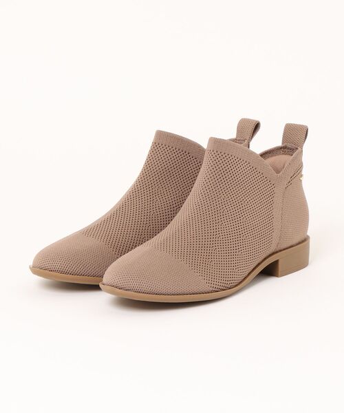 ABC-MART(エービーシーマート)の「ABC SELECT エービーシーセレクト SIDE CUT KNIT2.5 サイドカットニット W3065 MOCHA(ブーツ・レディース・ベージュ・SMALL/MEDIUM/LARGE/X-LARGE)」の1枚目の写真