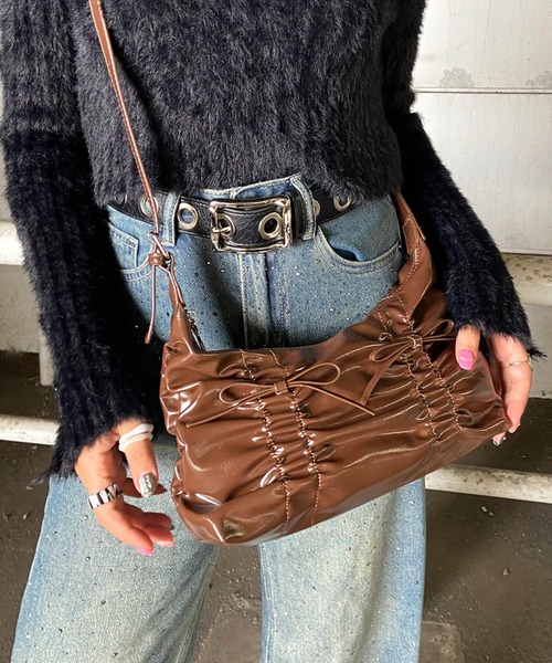 non-hedge(ノンヘッジ)の「2WAYドロストリボンショルダーバッグ(ショルダーバッグ・レディース・ワインレッド/ブラウン/ブラック/グレー・FREE)」の7枚目の写真