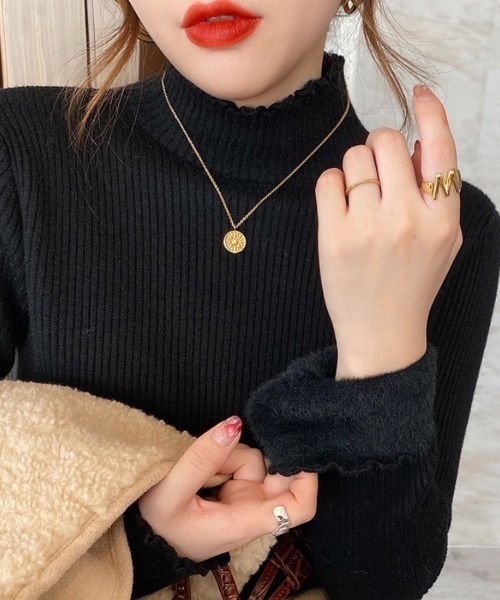 Beststore(ベストストア)の「秋冬裏起毛ニット ハイネックニット メロウフリルハイネックニット(ニット/セーター・レディース・ブラック/ベージュ/ホワイト/ブラウン/ブルーグレー・FREE)」の3枚目の写真