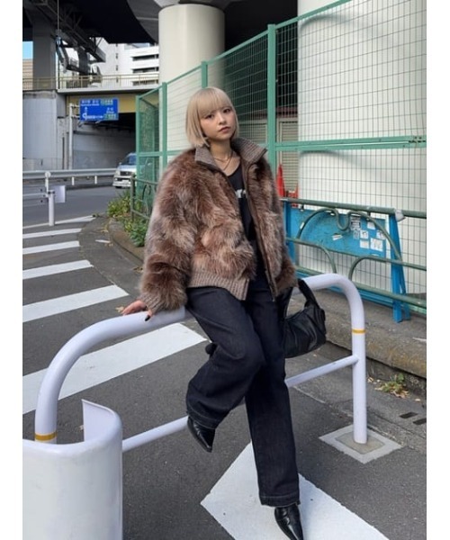 LAGUA GEM(ラグアジェム)の「HEM EMBROIDERY デニム(デニムパンツ・レディース・ブラック/ブルー・25inch/26inch/22inch/23inch/24inch)」の11枚目の写真