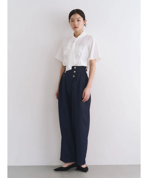 TONAL(トーナル)の「マリンサイドベルトワイドパンツ(その他パンツ・レディース・ネイビー/オフホワイト/ベージュ・SMALL/MEDIUM)」の5枚目の写真