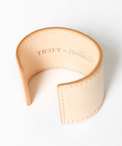 NANO universe（ナノユニバース）の「F/レザーバングル 1（バングル/リストバンド・メンズ・ブラウン系その他/ブラック/ダークブラウン・FREE）」の5枚目の写真