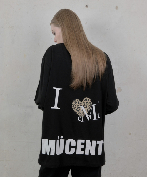 MUCENT（ムセント）の「アイラブシエラヒョウ柄ハート長袖Tシャツ（Tシャツ/カットソー・レディース・ブラック・FREE）」の3枚目の写真