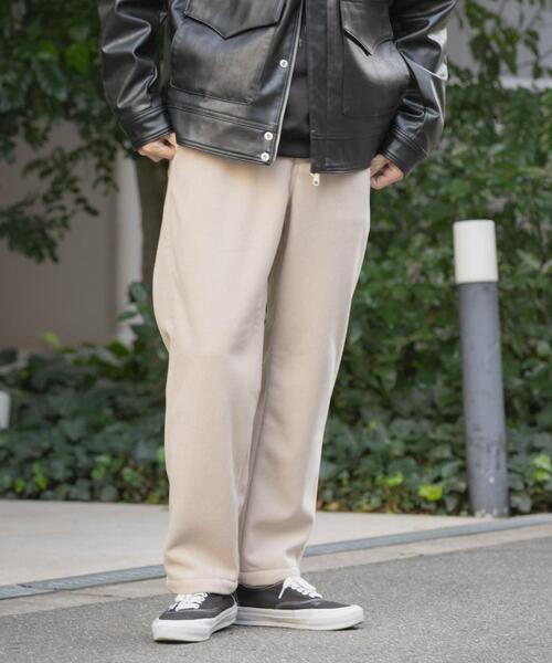 ITEMS URBANRESEARCH（アイテムズ アーバンリサーチ）の「裏フリースボンディングコーデュロイパンツ（その他パンツ・メンズ・ブラック/ライトベージュ/ブラウン・SMALL/MEDIUM/LARGE）」の4枚目の写真