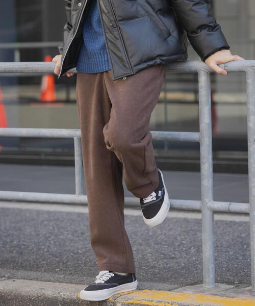 ITEMS URBANRESEARCH（アイテムズ アーバンリサーチ）の「裏フリースボンディングコーデュロイパンツ（その他パンツ・メンズ・ブラック/ライトベージュ/ブラウン・SMALL/MEDIUM/LARGE）」の18枚目の写真