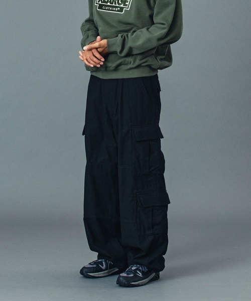XLARGE（エクストララージ）の「DOUBLE CARGO PANTS（カーゴパンツ・メンズ・ブラック/オリーブ/ネイビー・30inch/32inch/34inch/36inch）」の11枚目の写真