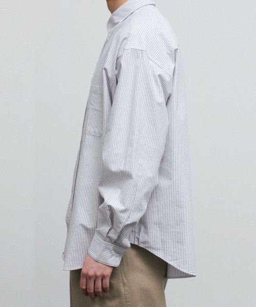 BLANKROOM（ブランクルーム）の「O.C.B.D. シャツ_GRAYストライプ（シャツ/ブラウス・レディース・その他・4/3/2/1）」の5枚目の写真