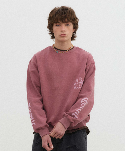 WMC（ダブリューエムシー）の「オールドフォント スウェット_WINE（スウェット・メンズ・バーガンディー・MEDIUM/LARGE/X-LARGE）」の3枚目の写真