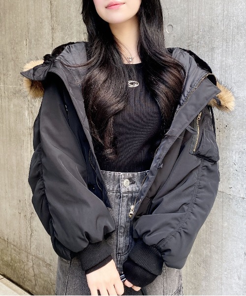 INGNI(イング)の「N2B(ブルゾン・レディース・カーキ/ブラック・M)」の3枚目の写真