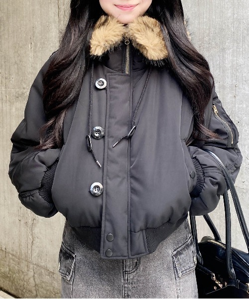 INGNI(イング)の「N2B(ブルゾン・レディース・カーキ/ブラック・M)」の6枚目の写真