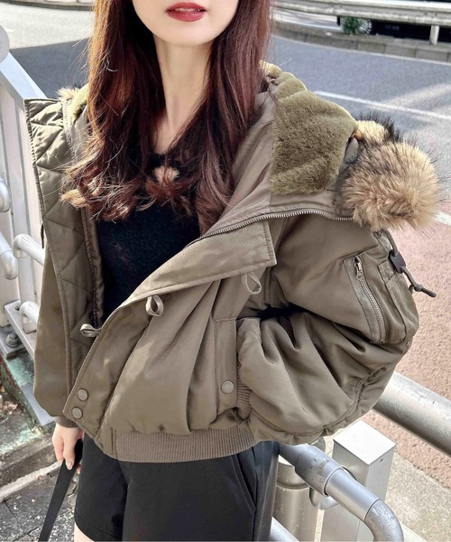 INGNI(イング)の「N2B(ブルゾン・レディース・カーキ/ブラック・M)」の15枚目の写真