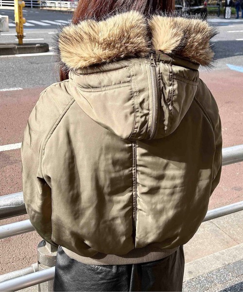 INGNI(イング)の「N2B(ブルゾン・レディース・カーキ/ブラック・M)」の20枚目の写真