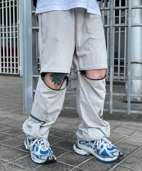 CLACO(クラコ)の「ワイドマルチポケットパンツ(クリーム)(スウェットパンツ・メンズ・その他・FREE)」の1枚目の写真