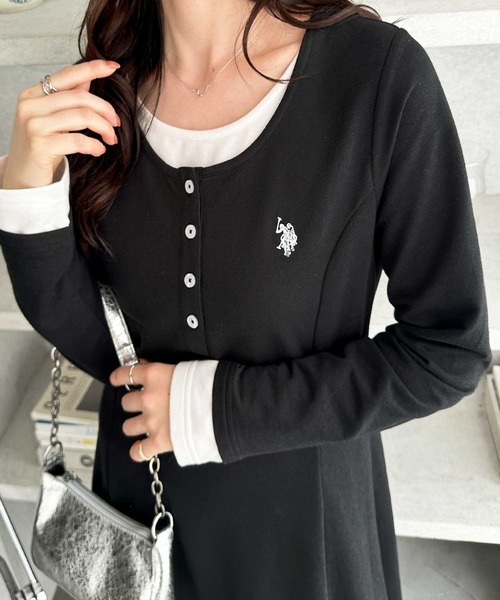 U.S. POLO ASSN.（ユーエスポロアッスン）の「GeeRA別注【U.S.POLOASSN.】レイヤード風ヘンリーネックロングワンピース（ワンピース・レディース・ブラック/グレー・LARGE/MEDIUM/SMALL/X-LARGE）」の4枚目の写真