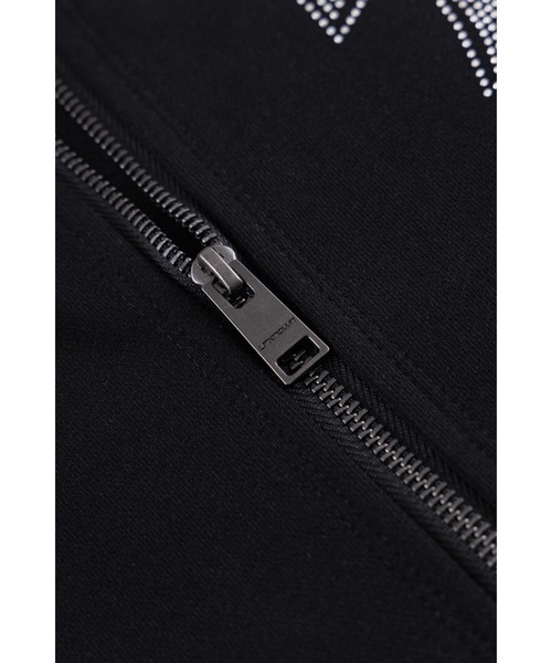 UNKNOWN LONDON(アンノウン・ロンドン)の「ジップフーディ|Black x Silver Cross Rhinestone Zip Hoodie|Unknown London(パーカー・メンズ・ブラック・LARGE/X-LARGE/SMALL/MEDIUM)」の8枚目の写真