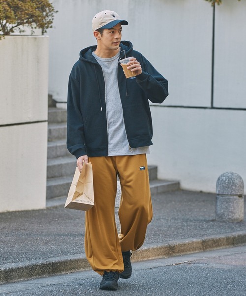 THE CRAFT CREW PRODUCTS(ザクラフトクループロダクツ)の「【UNNOTICEシリーズ】<セットアップ対応>11ozヘビーウェイト 裾ドローコード スウェットカーブパンツ / 吸水速乾・イージーケア・UVカット【THE CRAFT CREW PRODUCTS】(スウェットパンツ・メンズ・ブラック/オリーブ系/アッシュグレー/ダークグレー/ネイビー/キャメル・S/M/L)」の10枚目の写真