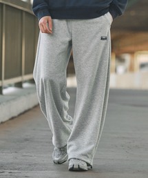 THE CRAFT CREW PRODUCTS（ザクラフトクループロダクツ）の「【UNNOTICEシリーズ】＜セットアップ対応＞11ozヘビーウェイト 裾ドローコード スウェットカーブパンツ / 吸水速乾・イージーケア・UVカット【THE CRAFT CREW PRODUCTS】（スウェットパンツ）」