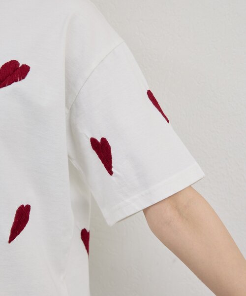 GALLARDAGALANTE(ガリャルダガランテ)の「【2026SS Debut】【Dhritië】【手洗い可】リーフ刺繍Tee(Tシャツ/カットソー・レディース・ホワイト系その他2/グレー系その他/ホワイト系その他/グレー系その他2・FREE)」の12枚目の写真