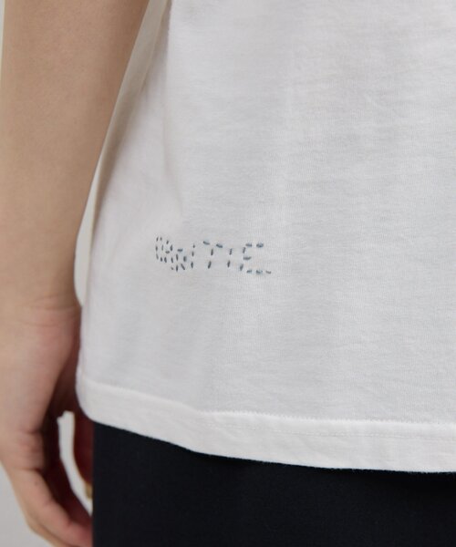 GALLARDAGALANTE(ガリャルダガランテ)の「【2026SS Debut】【Dhritië】【手洗い可】リーフ刺繍Tee(Tシャツ/カットソー・レディース・ホワイト系その他2/グレー系その他/ホワイト系その他/グレー系その他2・FREE)」の15枚目の写真