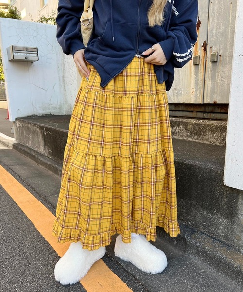 WC（ダブル シー）の「《一部店舗限定★》チェックティアードロングスカート（スカート・レディース・イエロー/グレー・FREE）」の15枚目の写真