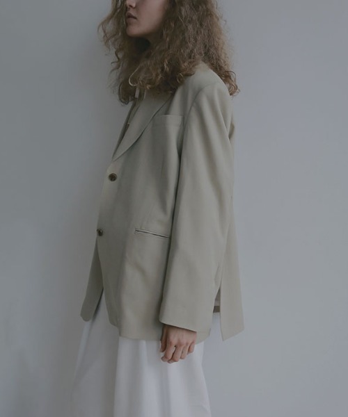 ETRE TOKYO（エトレトウキョウ）の「サイドベンツテーラードジャケット（テーラードジャケット・レディース・グレー/グレイッシュベージュ/ベージュ・S/M）」の6枚目の写真